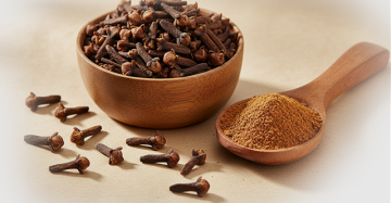 Cloves (Syzygium aromaticum)